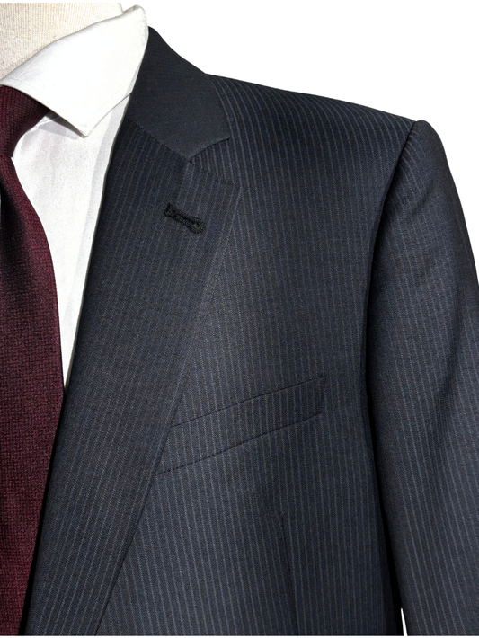 Armani Collezioni Charcoal Gray Pinstripe Two-Button Notch Lapel Wool Suit 46R