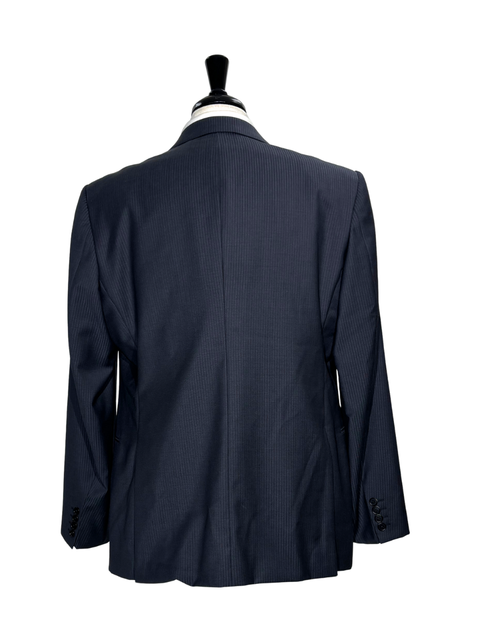 Armani Collezioni Charcoal Gray Pinstripe Two-Button Notch Lapel Wool Suit 46R