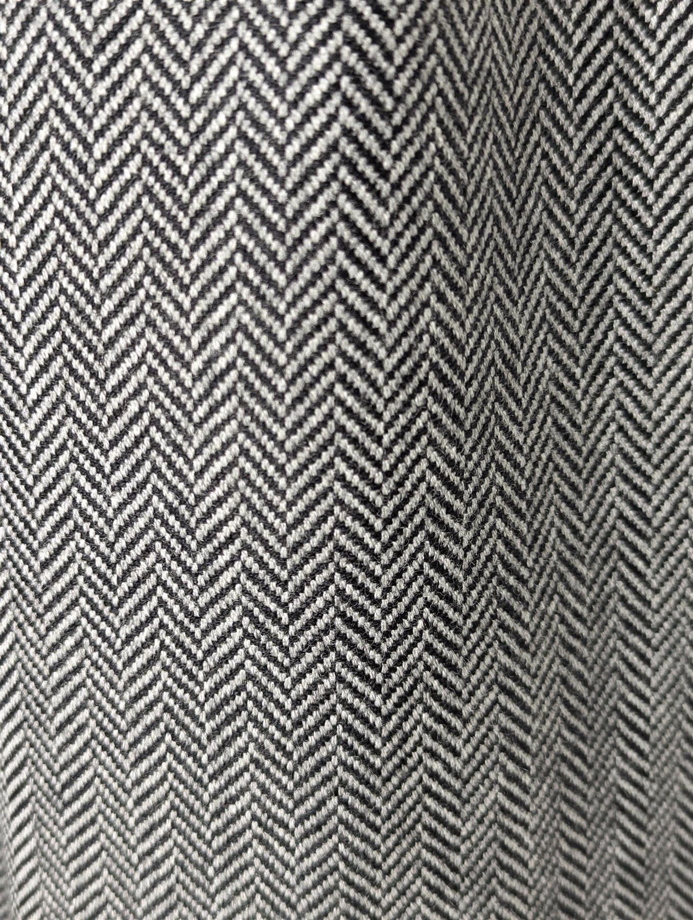 Sartoria Partenopea Men's Gray and Black Herringbone 100% Wool Sport Coat 46R